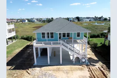806 93rd Street, Galveston, TX 77554 - Photo 1