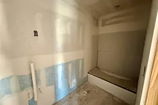 806 93rd St, Galveston, TX 77554 - Photo 19