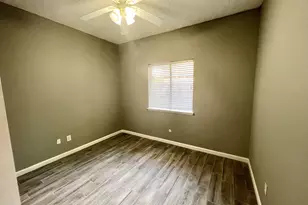 8035 Trail Side Dr, Houston, TX 77040 - Photo 11