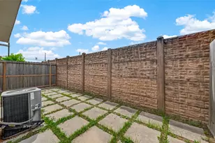 1769 Aden Dr, Houston, TX 77003 - Photo 23