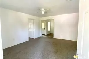7331 Dunkirk Rd, Houston, TX 77033 - Photo 9