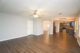 2419 Fox Water Dr, Spring, TX 77386 - Photo 5