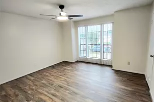 10047 Emerald Creek Dr, Houston, TX 77070 - Photo 3