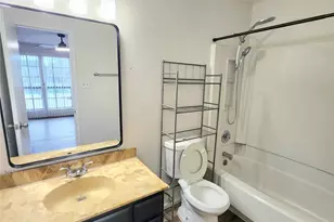 10047 Emerald Creek Dr, Houston, TX 77070 - Photo 19