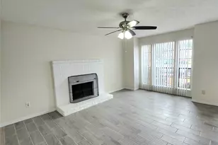 10047 Emerald Creek Dr, Houston, TX 77070 - Photo 5