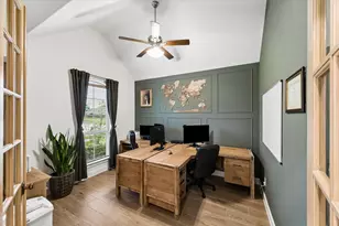 729 Maplewood, League City, TX 77573 - Photo 5