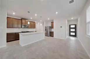 7080 Silverleaf Oak St, Conroe, TX 77304 - Photo 3