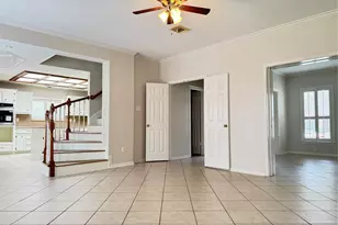 6926 Hearthside Dr, Sugar Land, TX 77479 - Photo 7