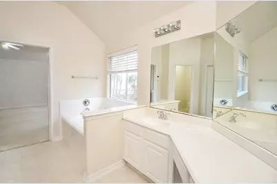22 Woodbury Court, Magnolia, TX 77355 - Photo 19