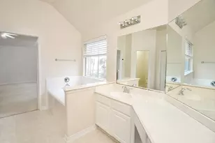 22 Woodbury Ct, Magnolia, TX 77355 - Photo 19