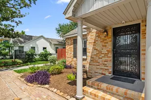 317 Avenue of Oaks St, Houston, TX 77009 - Photo 37