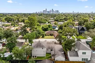 317 Avenue of Oaks St, Houston, TX 77009 - Photo 43