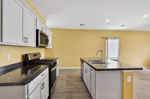 24134 Breckenridge Hts Ln, Spring, TX 77373 - Photo 5