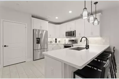 6804 Westview Drive #1307, Houston, TX 77055 - Photo 3