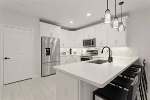 6804 Westview Dr, Houston, TX 77055 - Photo 3