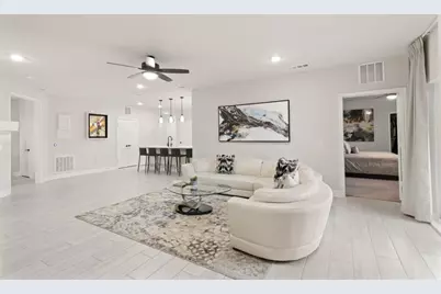 6804 Westview Drive #1307, Houston, TX 77055 - Photo 5