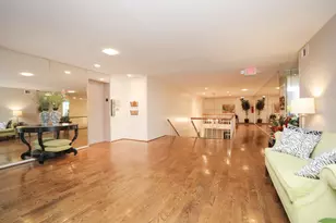 666 S Ripple Creek Dr, Houston, TX 77057 - Photo 29