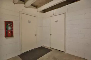 666 S Ripple Creek Dr, Houston, TX 77057 - Photo 37