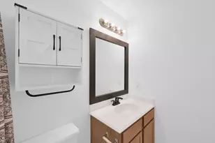 5440 N Buffalo Cir, Willis, TX 77378 - Photo 13