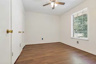 12307 Barbizon Dr, Houston, TX 77089 - Photo 3