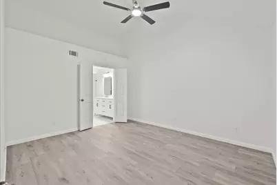 16532 Holly Trail Drive, Houston, TX 77058 - Photo 17