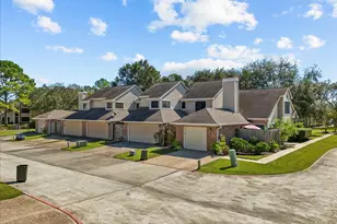 16532 Holly Trail Dr, Houston, TX 77058 - Photo 33