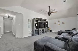 81 Palos Verde, Conroe, TX 77304 - Photo 13