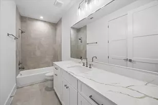 1524 W 21st St, Houston, TX 77008 - Photo 31