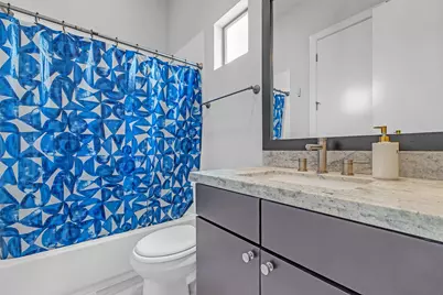 1904 Crockett Street #C, Houston, TX 77007 - Photo 23