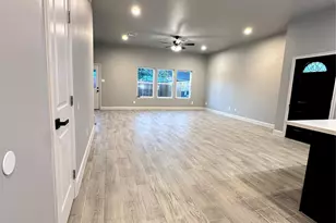 1050 Marjorie St, Houston, TX 77088 - Photo 5