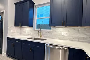 1050 Marjorie St, Houston, TX 77088 - Photo 7