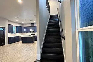 1050 Marjorie St, Houston, TX 77088 - Photo 9