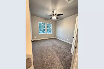 1050 Marjorie Street, Houston, TX 77088 - Photo 17