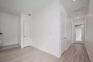 7307 W Knoll St, Houston, TX 77028 - Photo 31