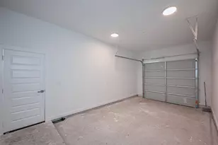 7307 W Knoll St, Houston, TX 77028 - Photo 29