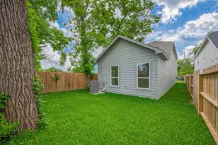7307 W Knoll St, Houston, TX 77028 - Photo 39