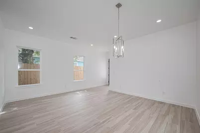 7307 W Knoll Street, Houston, TX 77028 - Photo 7
