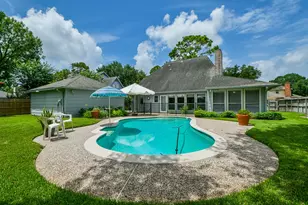 1002 Mill Run Dr, Sugar Land, TX 77498 - Photo 29
