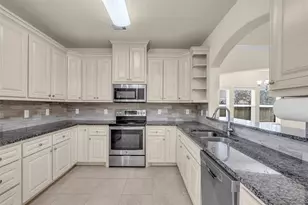 323 Texas Ave, Arcola, TX 77583 - Photo 13