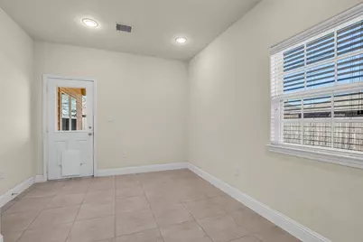 323 Texas Avenue, Arcola, TX 77583 - Photo 15