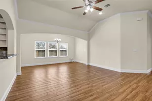 323 Texas Ave, Arcola, TX 77583 - Photo 7