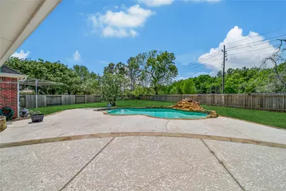 14430 Chartley Falls Drive, Houston, TX 77044 - Photo 9