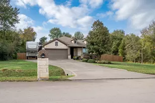 13874 Oak Manor Dr, Willis, TX 77318 - Photo 3