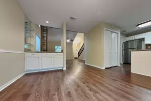 11 Brentwood Oaks Ct, The Woodlands, TX 77381 - Photo 7