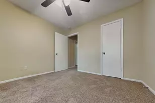 11 Brentwood Oaks Ct, The Woodlands, TX 77381 - Photo 15