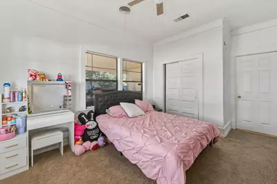 945 N Travis Street, Liberty, TX 77575 - Photo 13