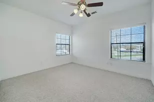 7539 Highmeadow, Houston, TX 77063 - Photo 11