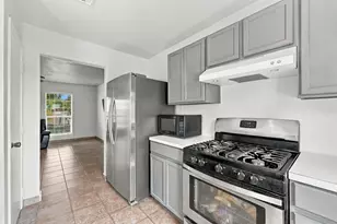 6219 Greenpark Manor Ln, Houston, TX 77085 - Photo 7