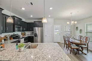 2160 Chief St, Bryan, TX 77807 - Photo 9