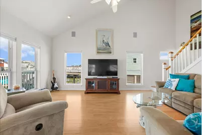 314 Windward Way, Tiki Island, TX 77554 - Photo 3